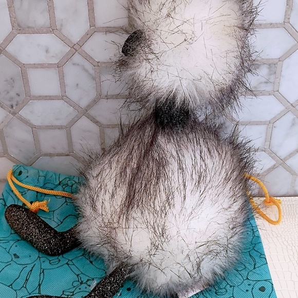 Retired (Sold Out) Brand New Jellycat London Dazzle Pom Pom Ostrich . - Picture 5 of 10